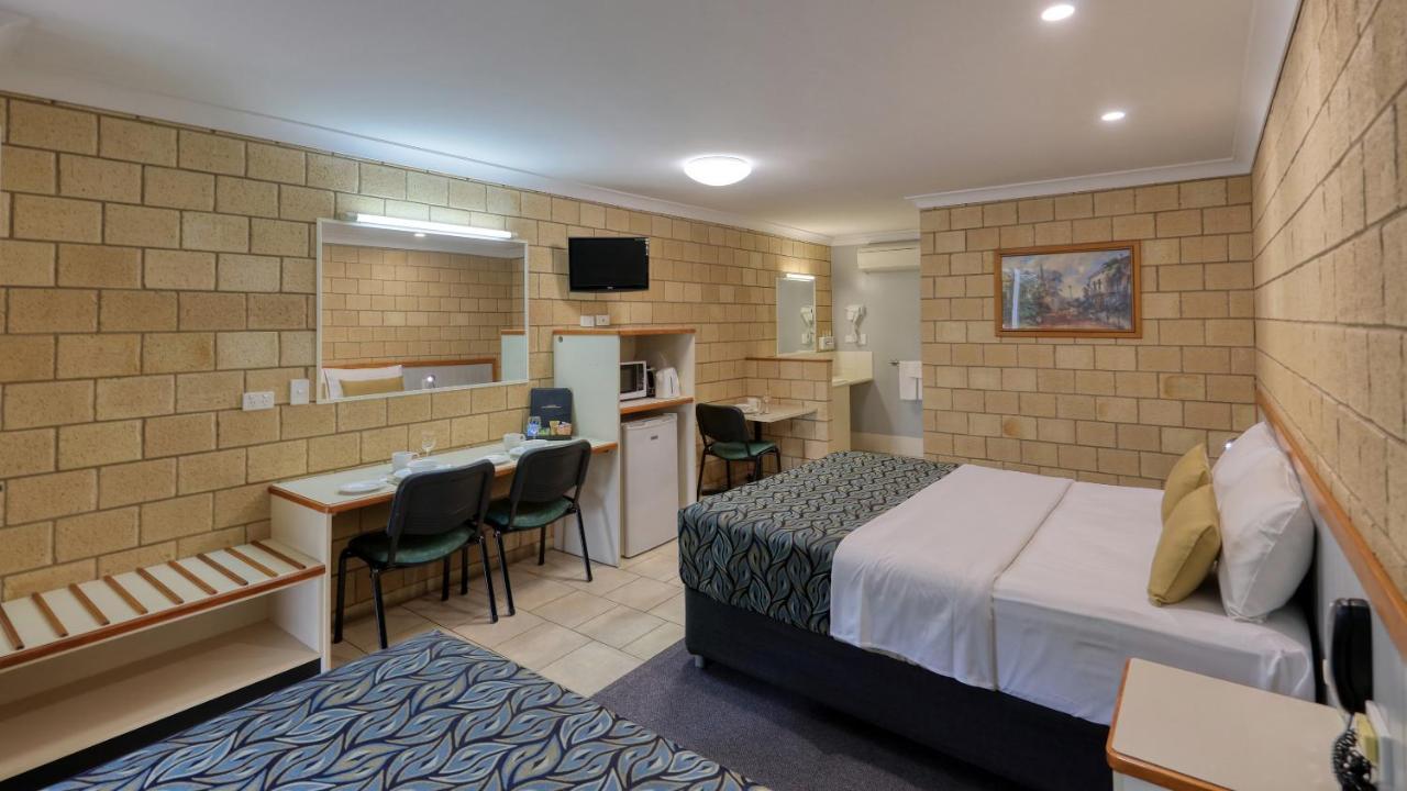 Jacaranda Country Motel Saint George Exterior photo